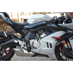 CFMOTO 675 SR-R - PŘEDVÁDĚCÍ STROJ, DPH, hezký stav