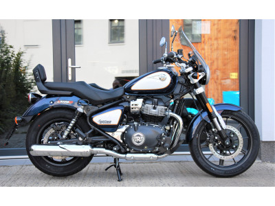 Royal Enfield Super Meteor 650 CELESTIAN BLUE