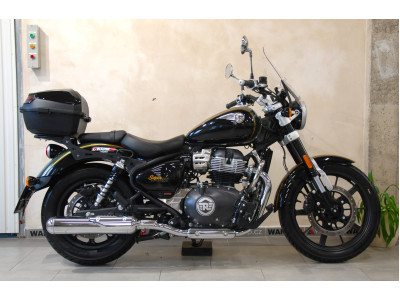 Royal Enfield Super Meteor 650 - po 1.maj, záruka, krásný stav