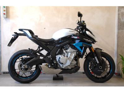 CFMOTO 675 NK - stroj od nás,1.maj,900 km