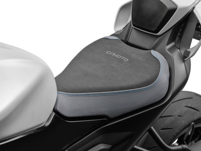 675SR/NK Zvýšené sedlo