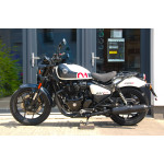 Royal Enfield Shotgun 650 WHITE