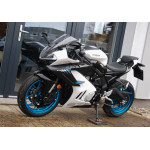 CFMOTO 675 SR-R - PŘEDVÁDĚCÍ STROJ, DPH, krásný stav