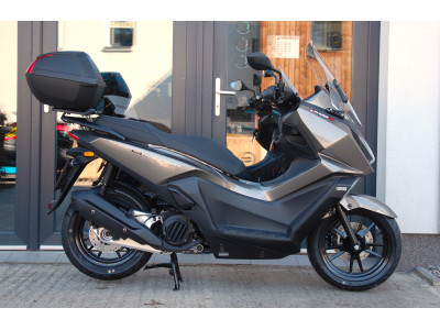 Kymco SKY TOWN 125i ABS